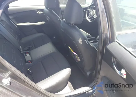 2021 Kia Forte Gt-Line из США, поврежденный, VIN 3KPF34AD6ME399245